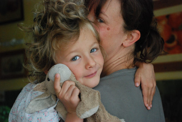 mère et fille tendrement