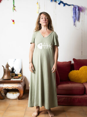 C'est une portrait photo d'une femme ménopausée