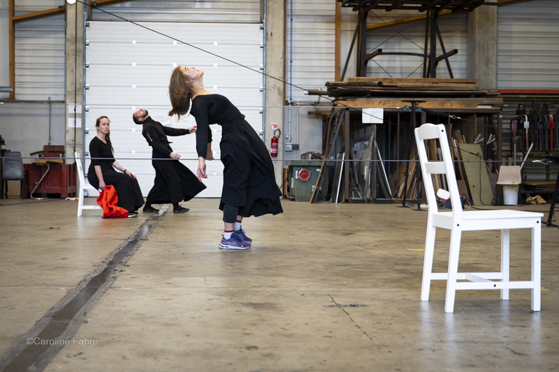 scène dansée photoographiée par Caroline Fabre