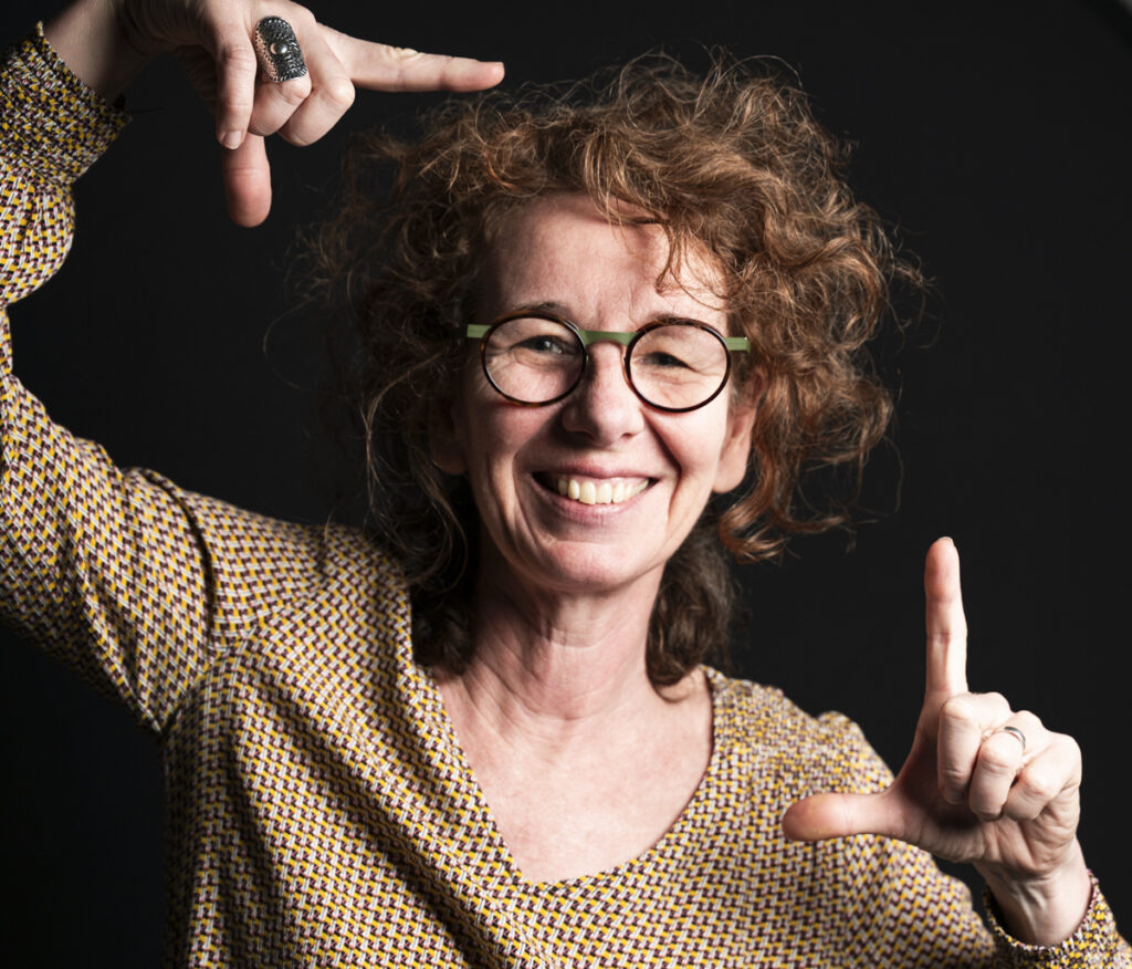 portrait photographe rousse à lunette